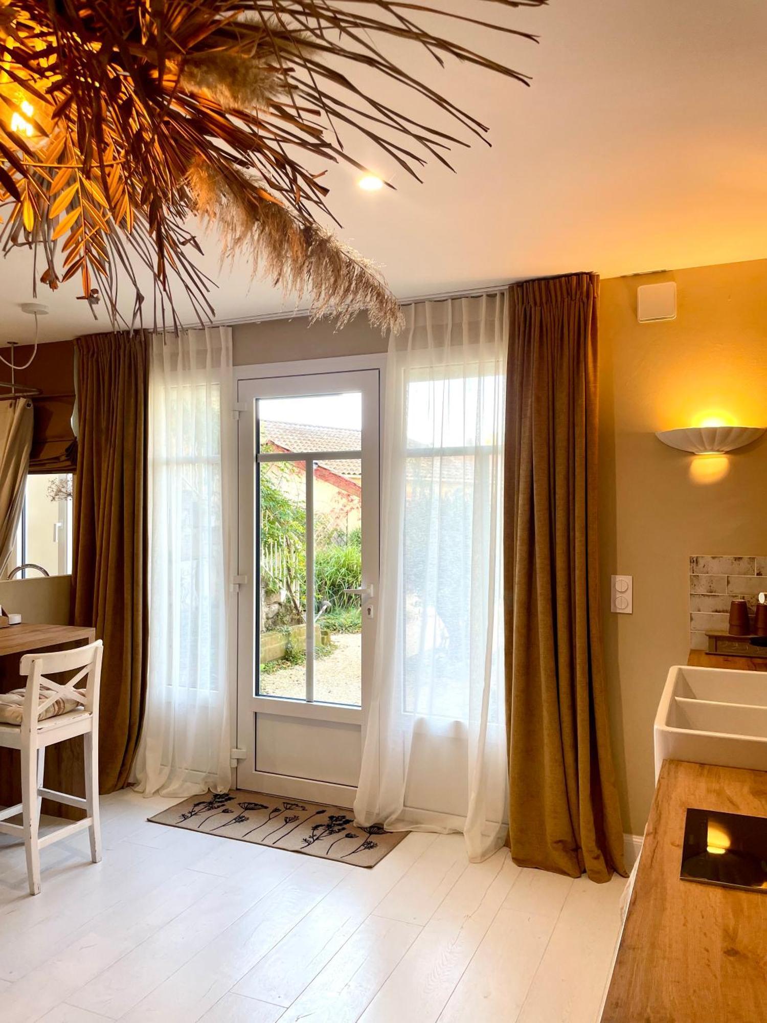 La Suite Dromoise 1809 Saint-Paul-lès-Romans Extérieur photo